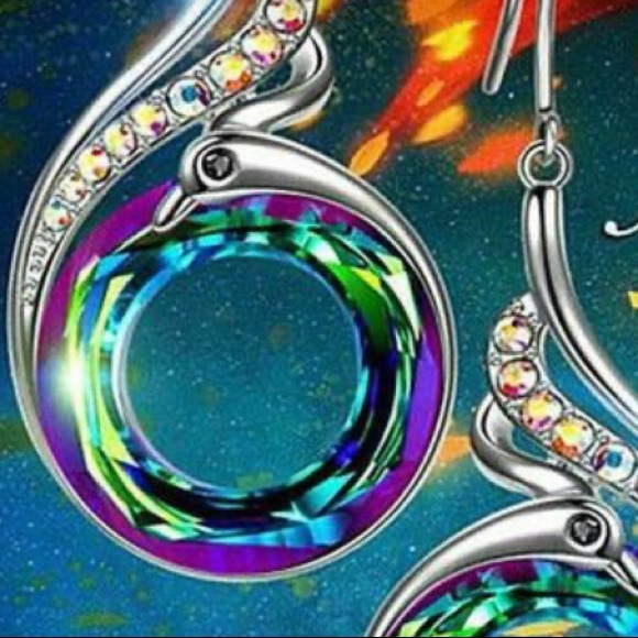 Silver Rainbow Glass Swan Hoop - Picture 3 of 6